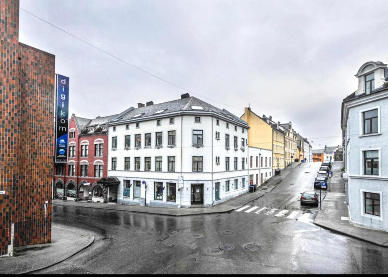 Apartment In Alesund City Center Esterno foto